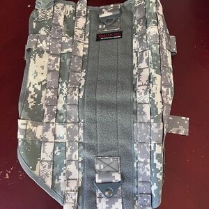 NWT Camo Tactical Vest Harness for Dog
